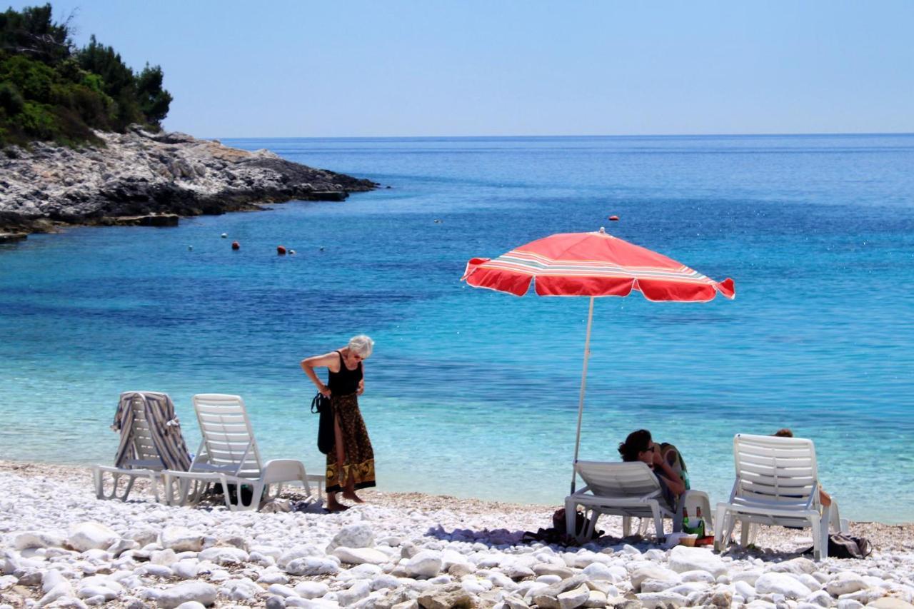 Apartments By The Sea Hvar - 14197 Hvar Town Bagian luar foto